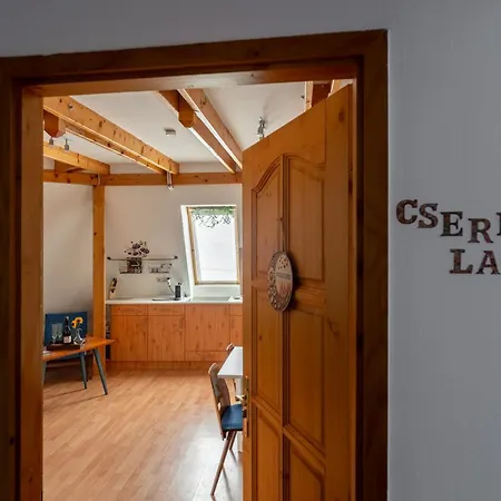 Csermák Lak Apartman *