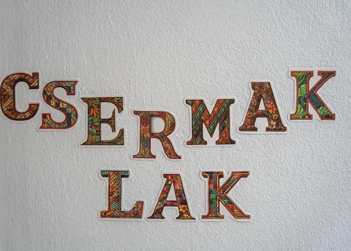 Csermak Lak Appartement *